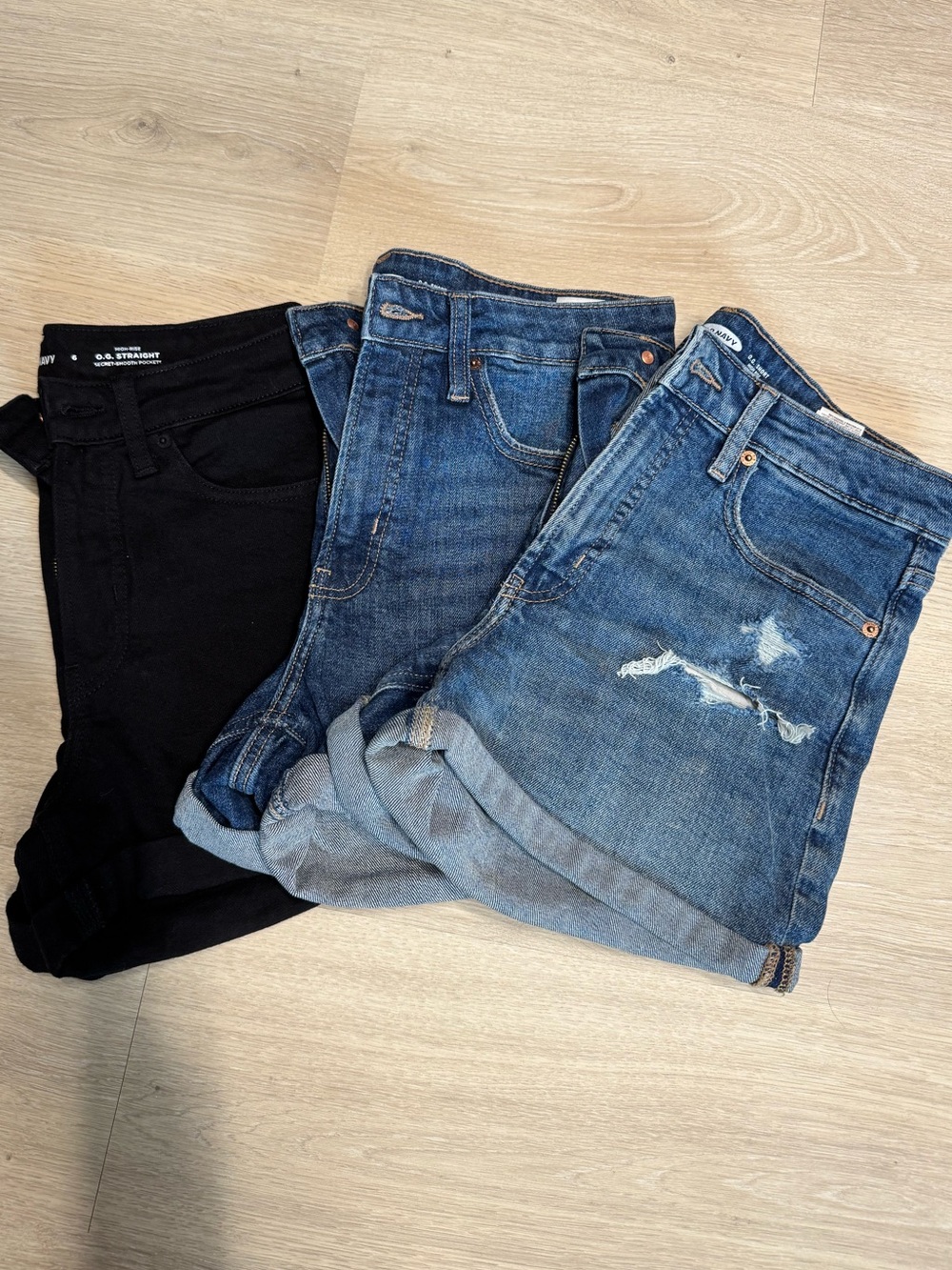 Old Navy O.G. High Rise Shorts - 3 Pack